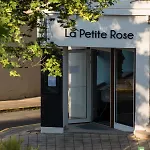 La Rose Hotel