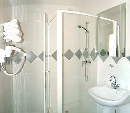 La Rose Hotel 3*