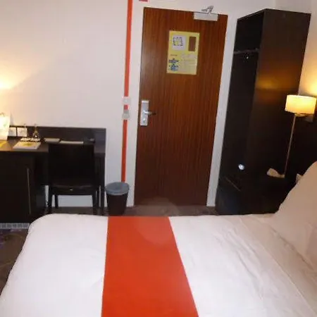 La Rose Hotel